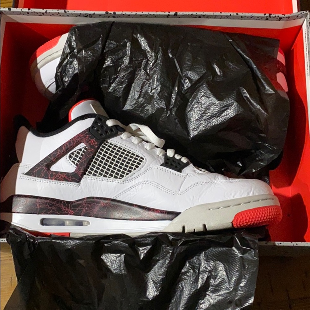 Authentic Jordan Retro 4